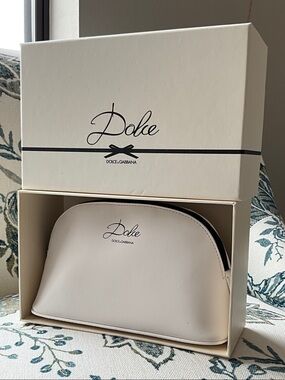 Dolce & Gabbana Cream FAUX Leather Cosmetic Case. Promotional Item
